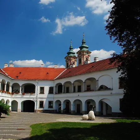 Apartamento Dobo Teri Eger